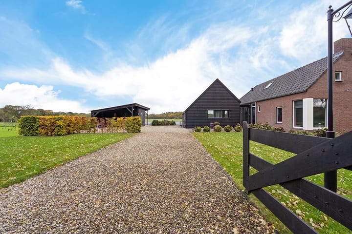 Photo 58 of Koningin Wilhelminalaan 15