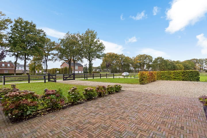 Photo 63 of Koningin Wilhelminalaan 15