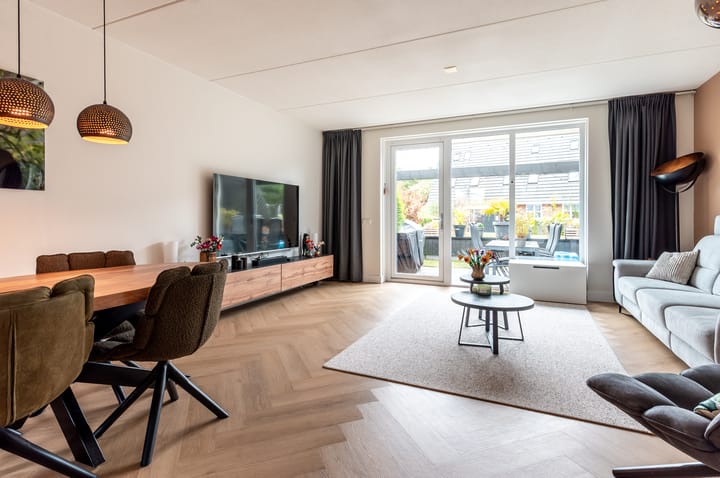 Foto 3 van Nelson Mandelahof 5