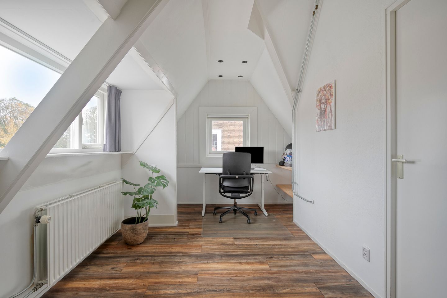 Photo 25 of Van Zeggelenstraat 150