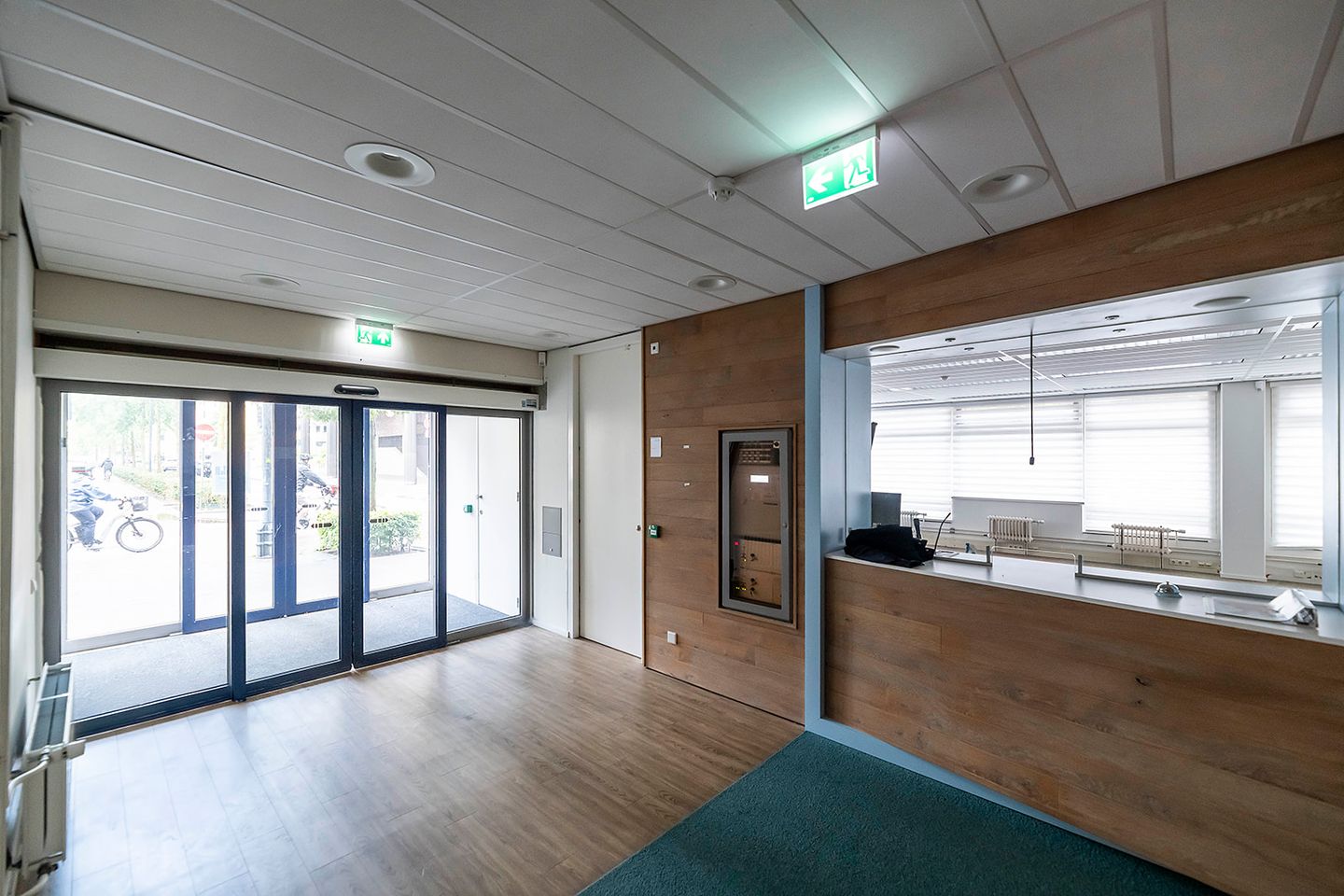 View photo 4 of Meerten Verhoffstraat 24