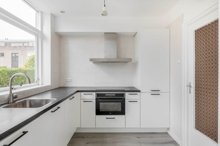 Photo 13 of Jan van Galenstraat 2