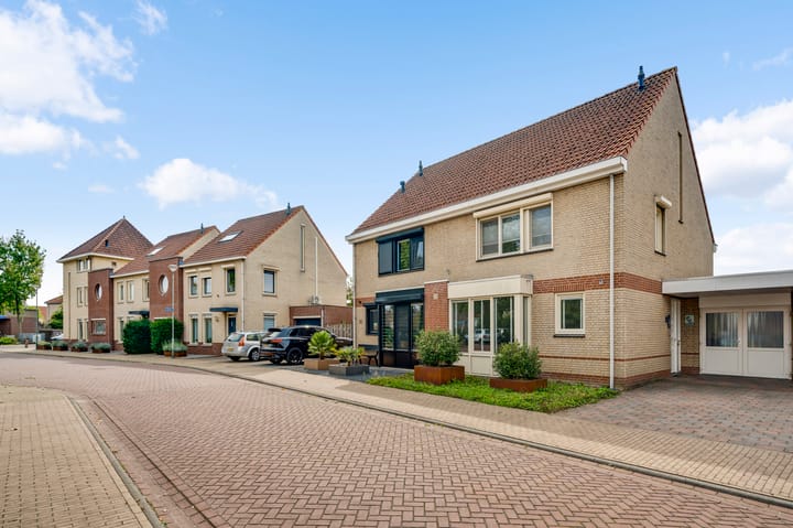 Foto 8 van Van Bocholtzstraat 30