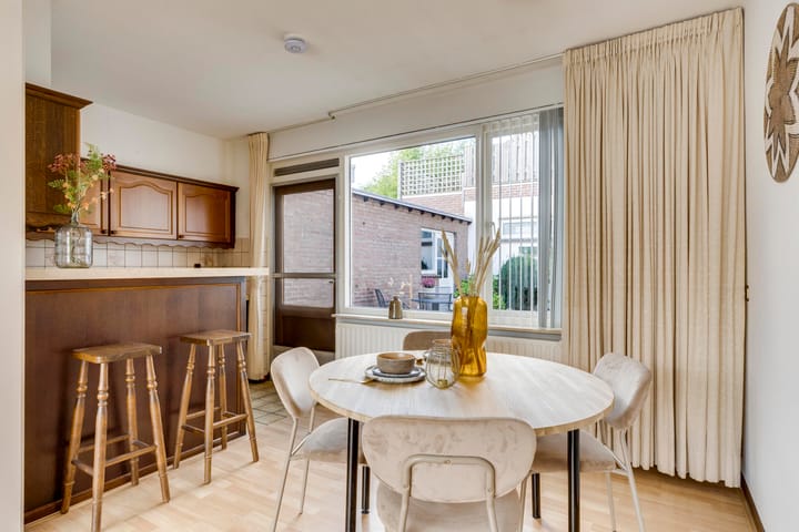 Photo 12 of Molenstraat 46