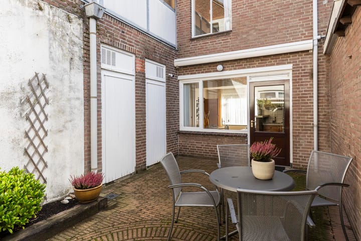 Photo 23 of Molenstraat 46