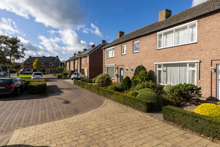 Photo 24 of Molenstraat 46