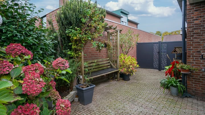 Photo 24 of Olmstraat 68