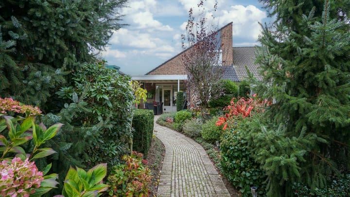 Photo 28 of Olmstraat 68