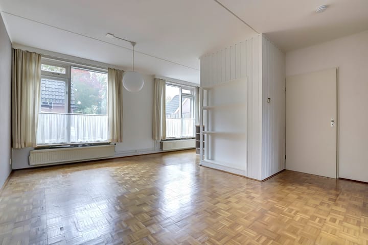 Photo 9 of Julianaplein 5