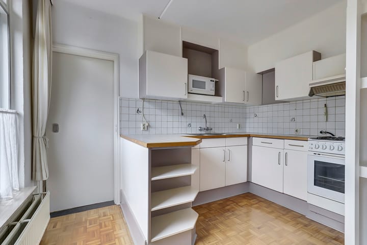 Photo 11 of Julianaplein 5