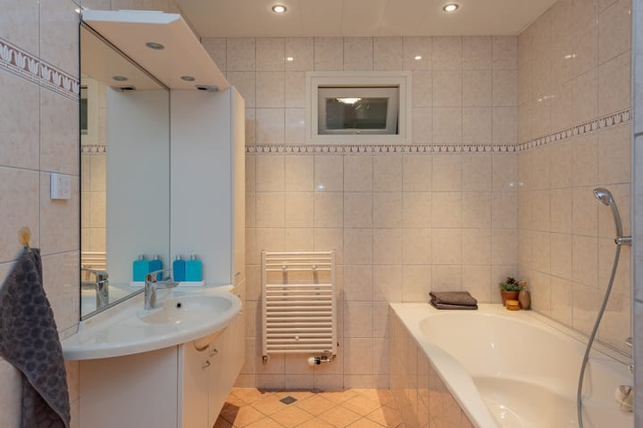 Foto 32 van Reesweg 1-A