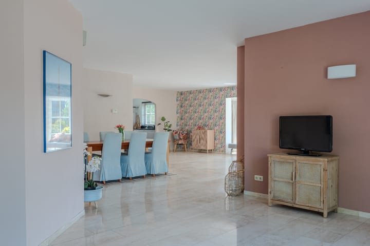 Foto 9 van Dotterbloem 6