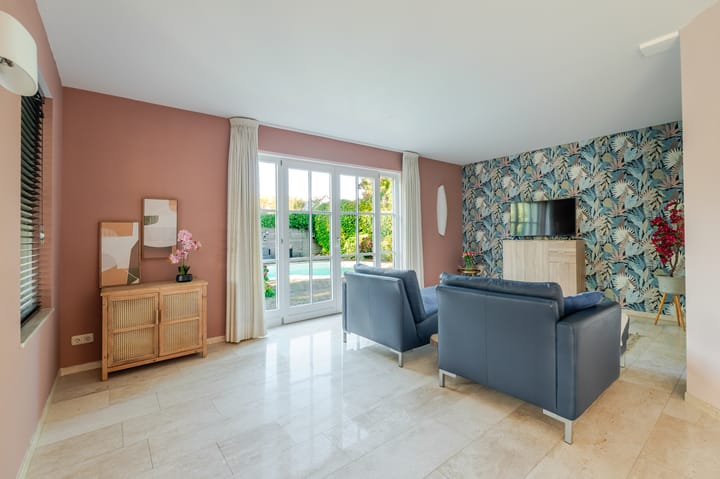 Foto 11 van Dotterbloem 6