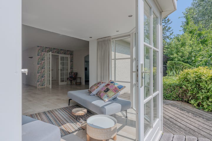 Foto 30 van Dotterbloem 6