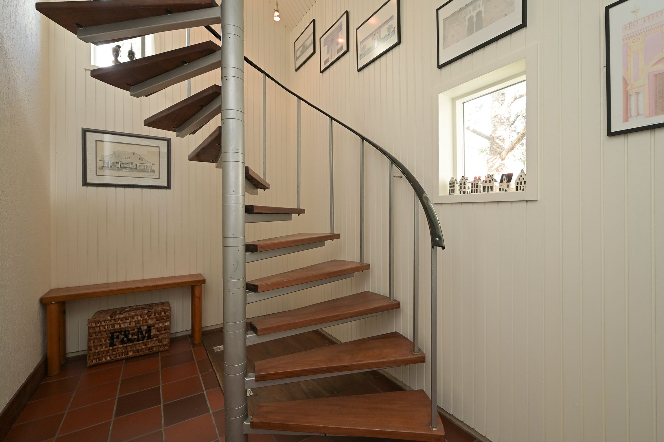 Photo 6 of Van Zuylen van Nijeveltstraat 245