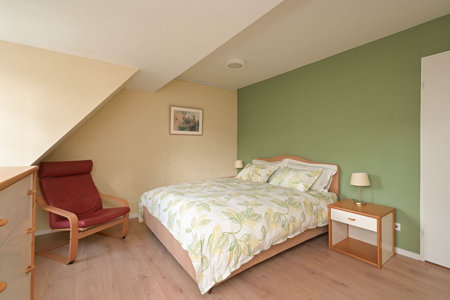 Photo 19 of Van Zuylen van Nijeveltstraat 245