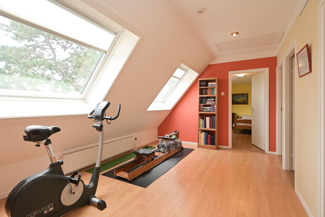 Photo 22 of Van Zuylen van Nijeveltstraat 245