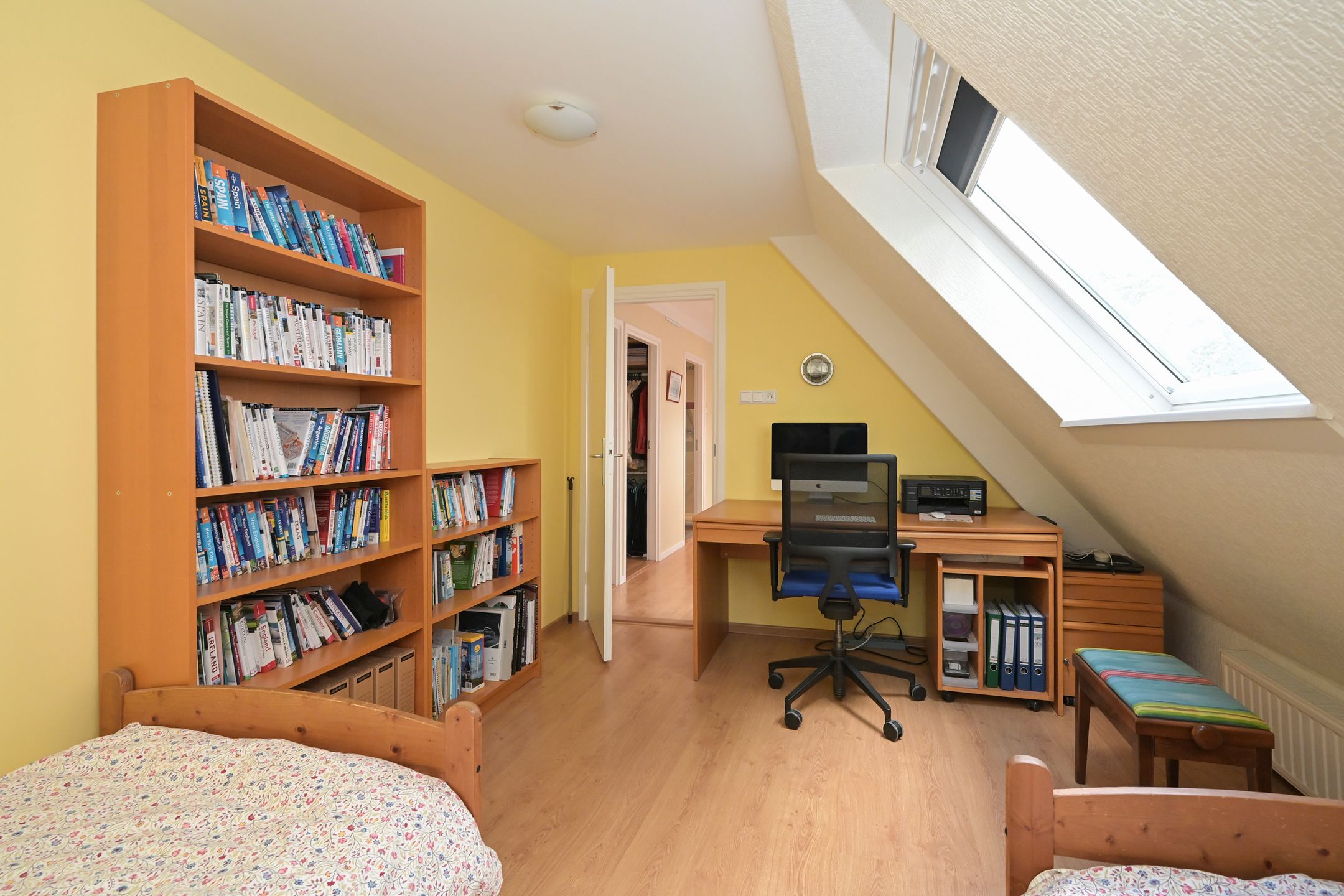 Photo 24 of Van Zuylen van Nijeveltstraat 245