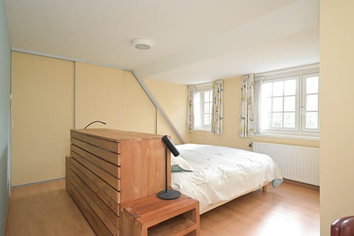 Foto 25 van Van Zuylen van Nijeveltstraat 245