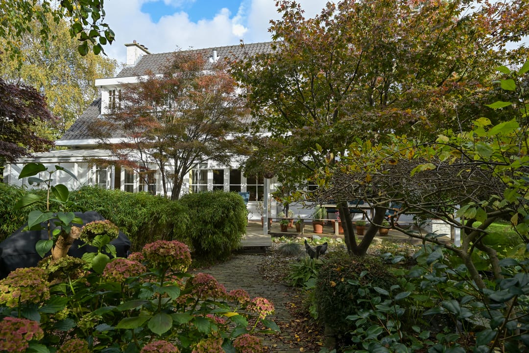 Photo 28 of Van Zuylen van Nijeveltstraat 245