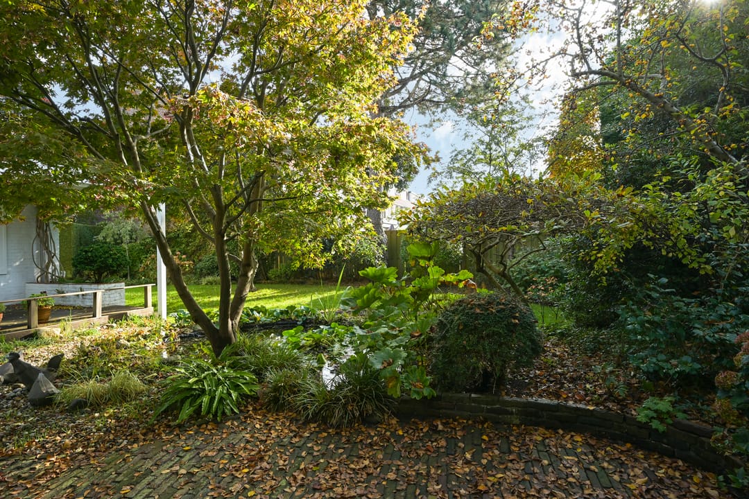 Photo 31 of Van Zuylen van Nijeveltstraat 245