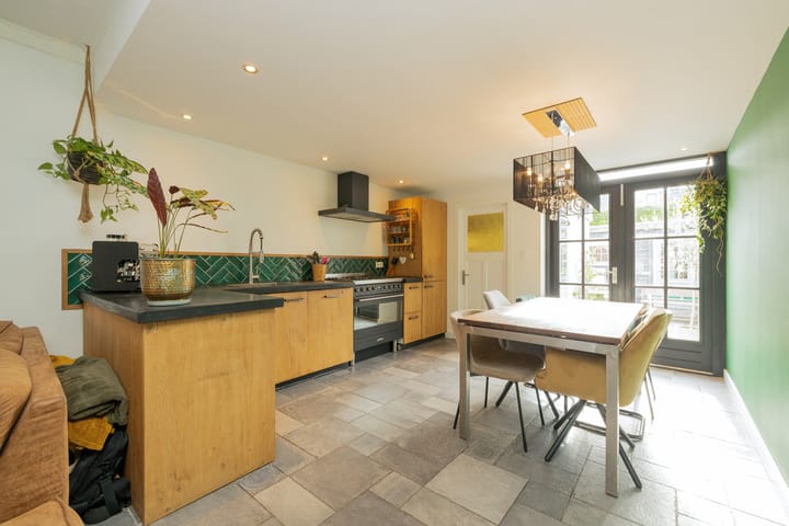 Photo 10 of Hoogstraat 3