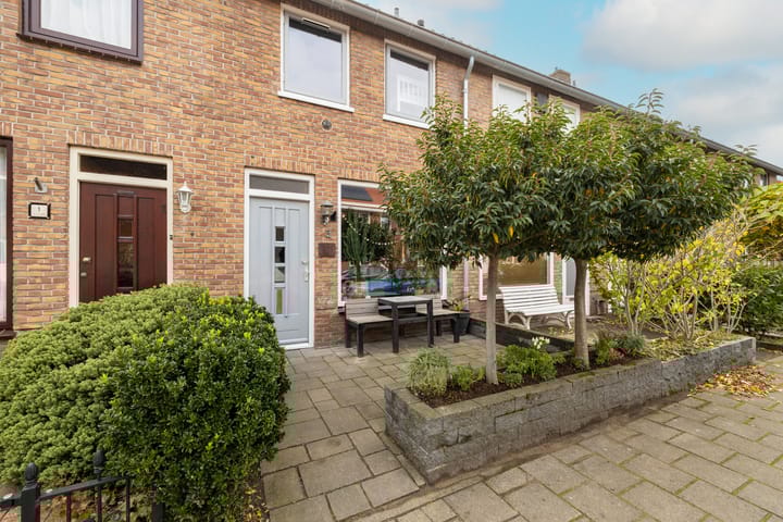 Photo 32 of Hoogstraat 3