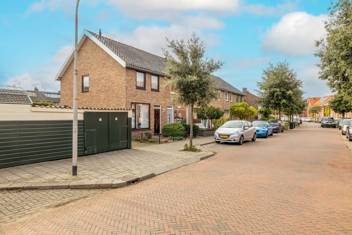 Photo 34 of Hoogstraat 3