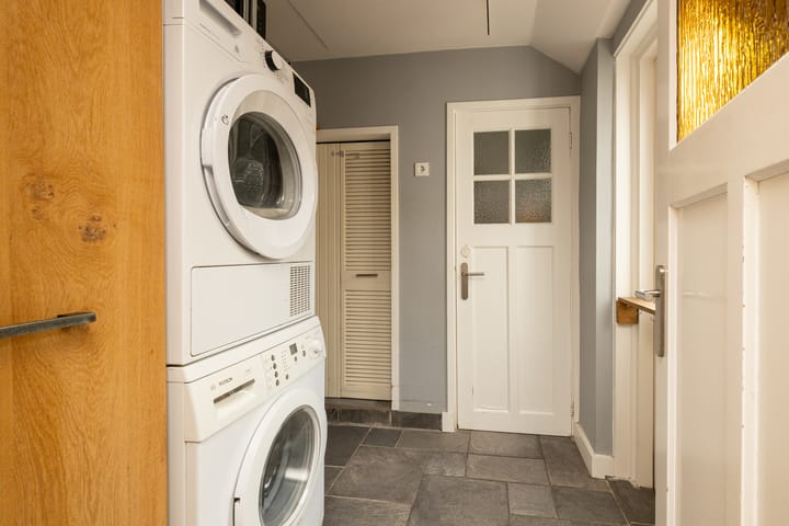 Photo 15 of Hoogstraat 3