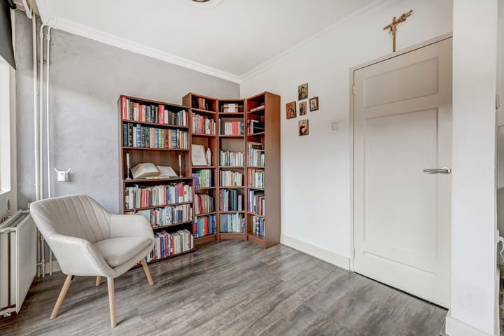 Photo 8 of Clematisstraat 25