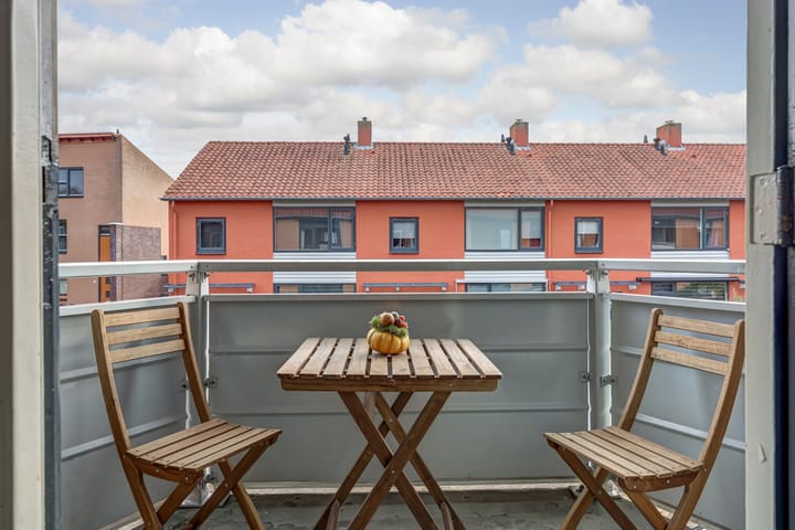 Photo 13 of Clematisstraat 25