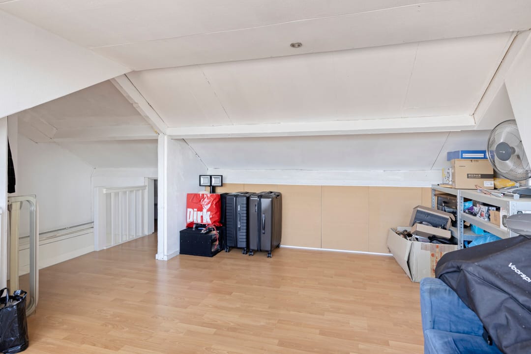 Foto 28 van J M vd Lugt Melsertln 11