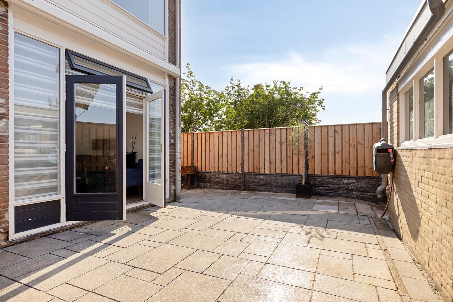 Foto 29 van J M vd Lugt Melsertln 11