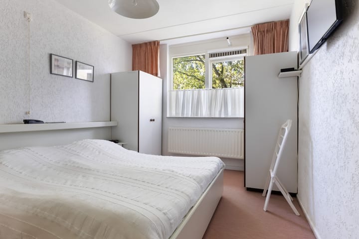 Photo 19 of Kamperfoeliehof 21