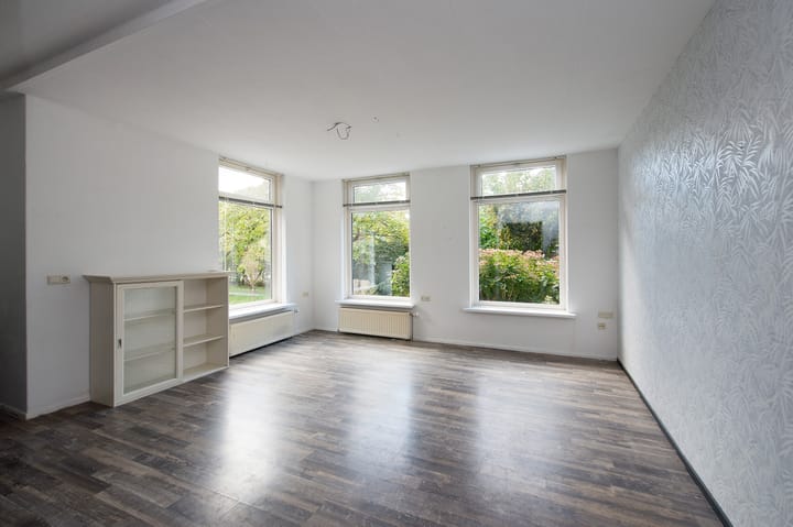 Photo 2 of Hoofdstraat 15