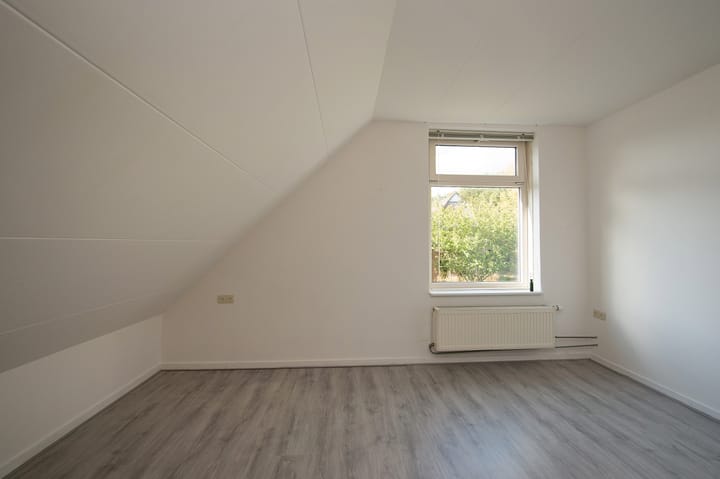 Photo 14 of Hoofdstraat 15