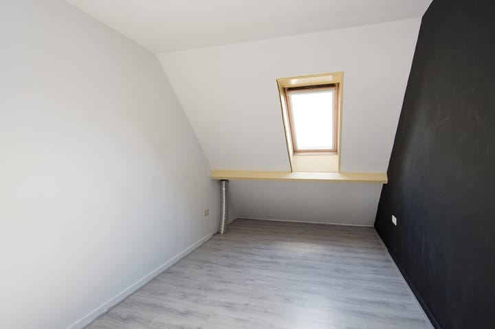 Photo 18 of Hoofdstraat 15