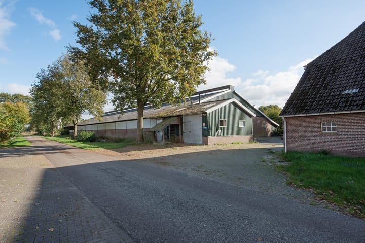 Photo 33 of Hoofdstraat 15