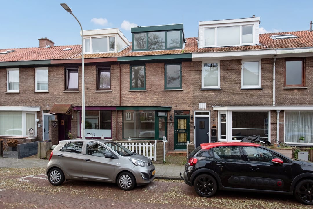 Photo 7 of Loenensestraat 50