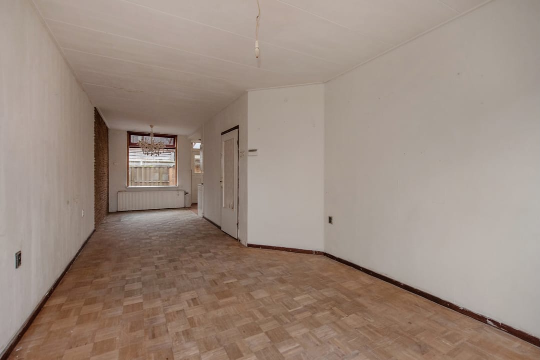 Photo 13 of Loenensestraat 50