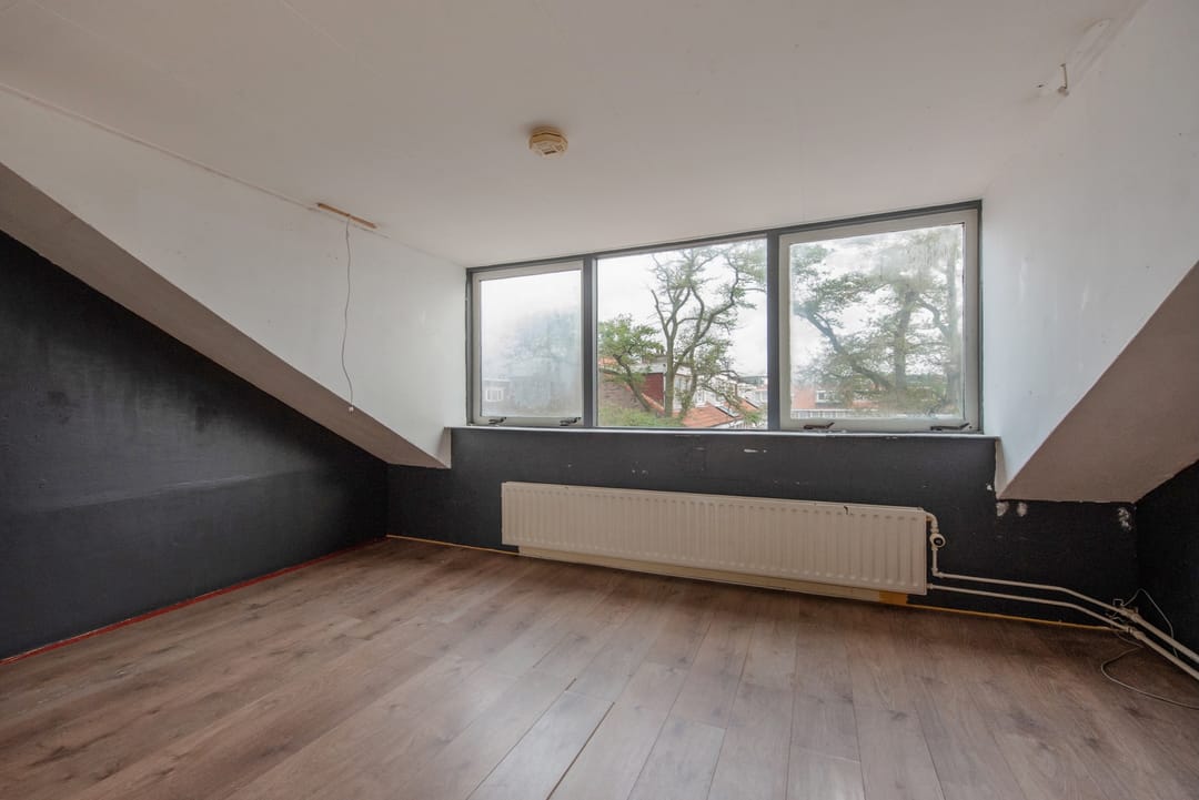 Photo 31 of Loenensestraat 50