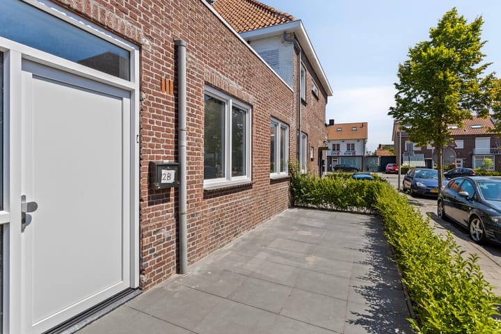 Photo 5 of Pioenroosstraat 2-B