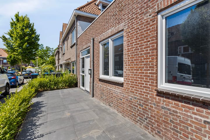 Photo 6 of Pioenroosstraat 2-B