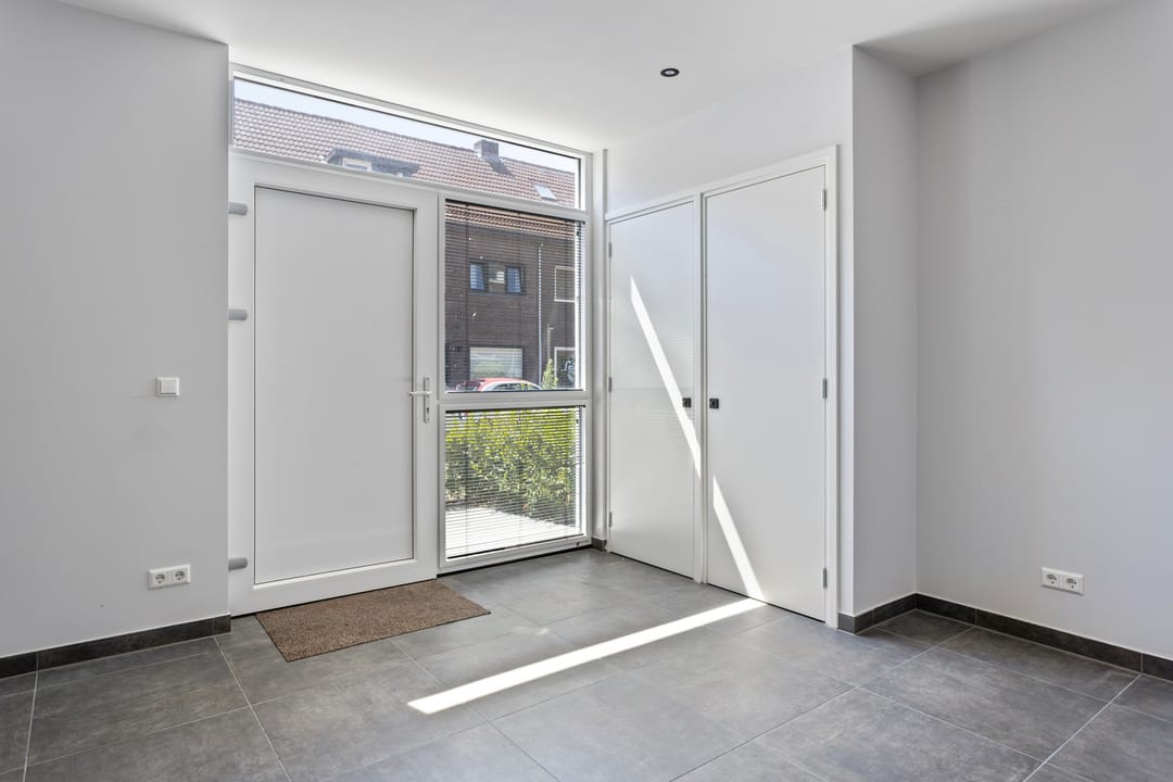 Photo 11 of Pioenroosstraat 2-B