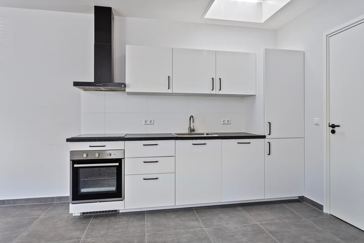 Photo 13 of Pioenroosstraat 2-B