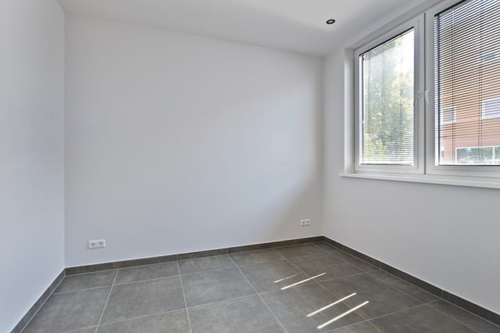 Photo 15 of Pioenroosstraat 2-B