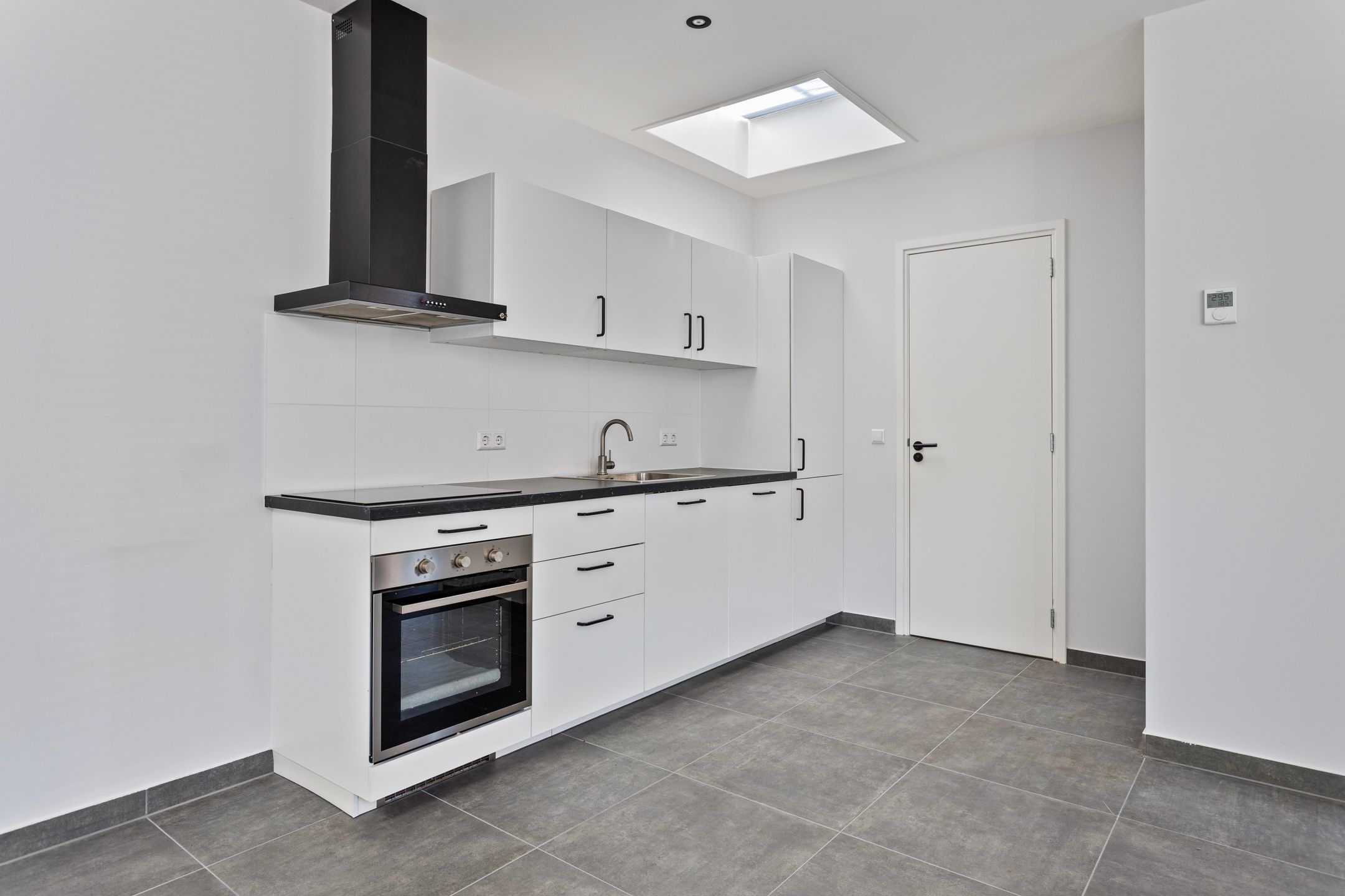 Photo 12 of Pioenroosstraat 2-B