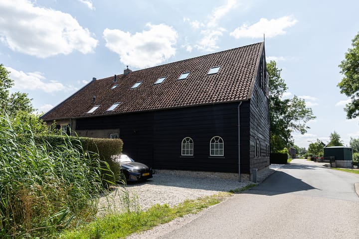 Photo 79 of Heulenslag 57