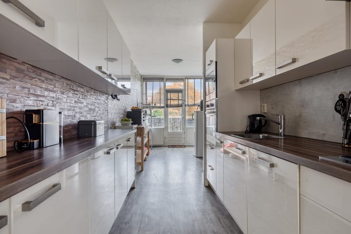 Photo 9 of Willeskopstraat 63