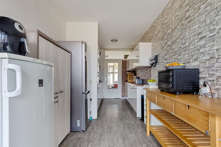 Photo 11 of Willeskopstraat 63